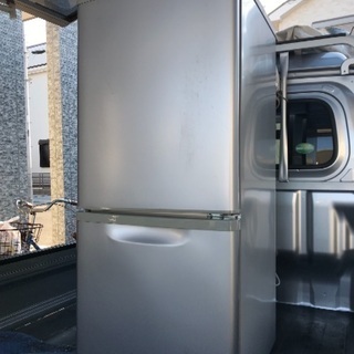 2012年製パナソニック冷凍冷蔵庫。容量138L千葉県内配送無料...