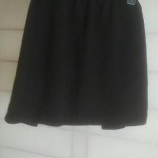 女児スカート　150サイズ黒色