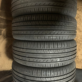 カシーナV1 15インチ タイヤほぼ新品 売ります