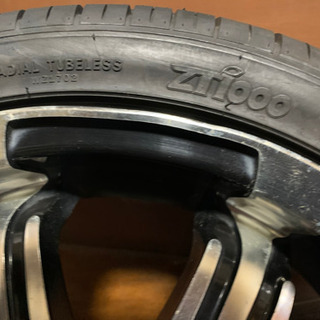 カシーナV1 15インチ タイヤほぼ新品 売ります