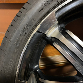 カシーナV1 15インチ タイヤほぼ新品 売ります