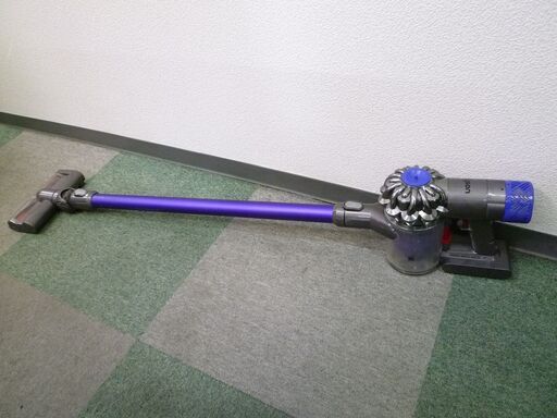 Dyson ダイソン V6 スティッククリーナー SV07 アタッチメント付属 掃除機