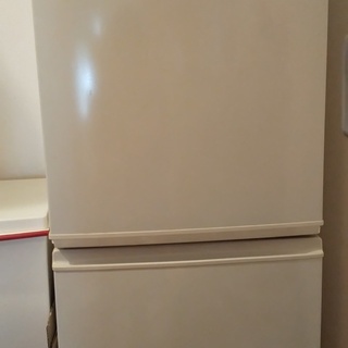 シャープ冷蔵庫　2008年製