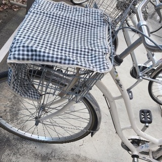 （1年半使用）雨除けカバー付き　自転車