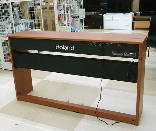 札幌市清田区 Roland ローランド 電子ピアノ 88鍵 DP-900 2005年製 スタイリッシュデザイン 中古品 動作確認済み