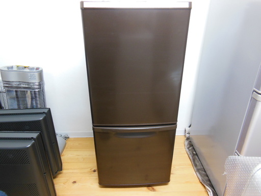 値下げしました  冷蔵庫　パナソニック　NR-B146W-T　138L　2013年　Panasonic　通電確認済み　一人暮らし
