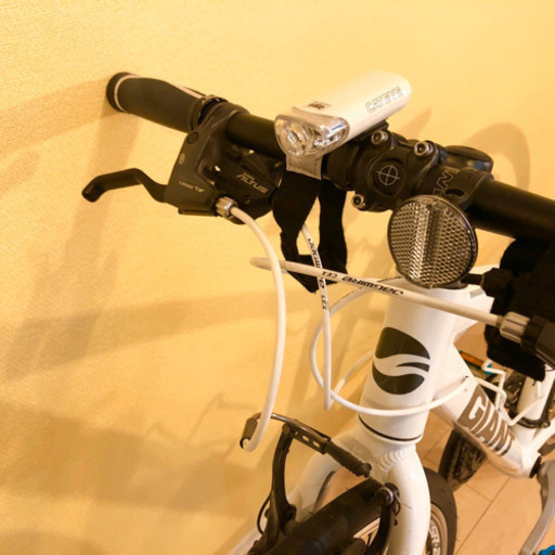 GIANT クロスバイク 