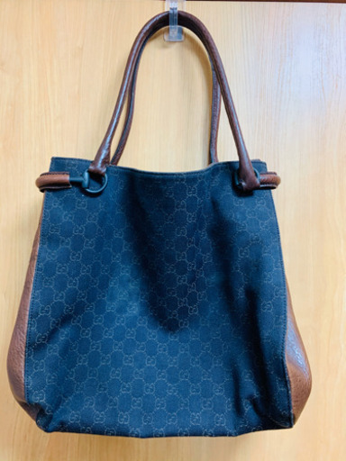 GUCCIのバック