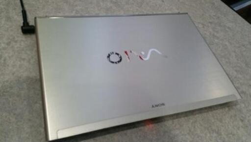 【ソニーノートパソコン・バイオ  VAIO \n　SVT1313AJD  13.3インチ 】