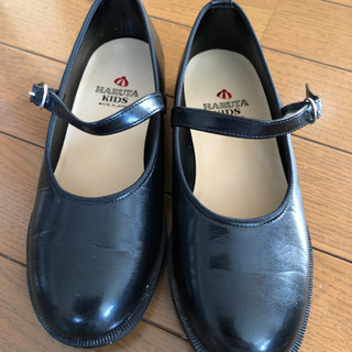 ハルタの革靴　入学式