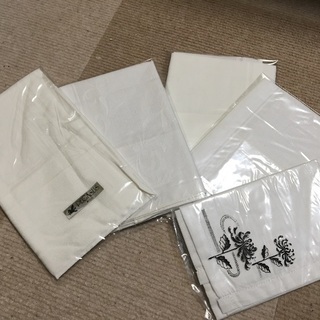 祖母宅の布　その7 白いハンカチ5枚　昭和