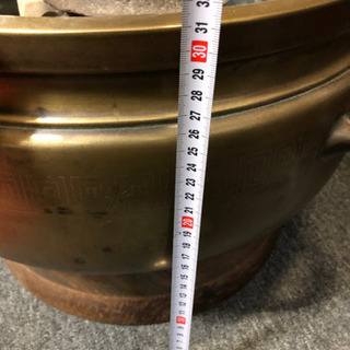売り切れ🙏 気になる方はフリーダイヤルまで📱珍品！真鍮の火鉢入荷致しました😊 鉄瓶など付きです！☺️ 熊本リサイクルワンピース