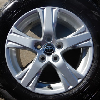 アルファード純正 16インチ 溝たっぷりスタッドレス アルファード