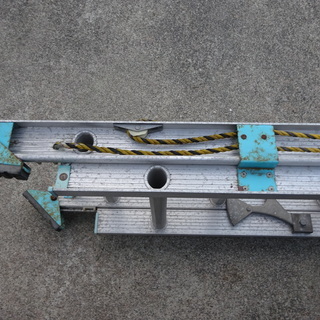 【リサイクルサービス八光　田上店　配達・設置OK】２連はしご　HSL-64 リサイクルサービス八光 田上店 配達・設置OK】2連はしご HSL-64