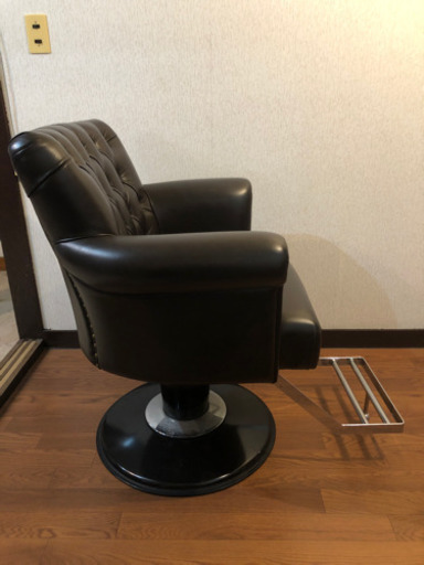 定価27万以上 タカラベルモント ビンテージプレミアムカットチェア