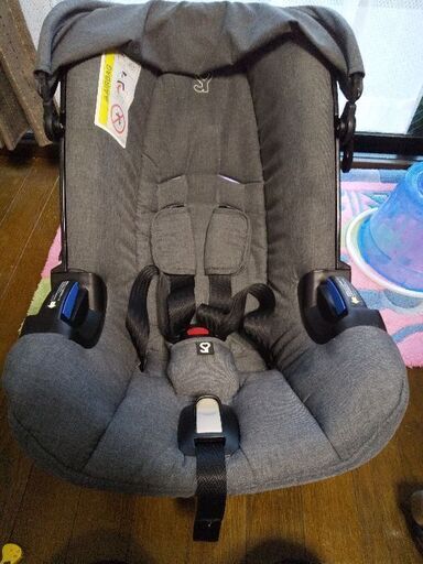 11月5日値下げ】ドゥーナdoona ベビーカーにもチャイルドシートにもなる！