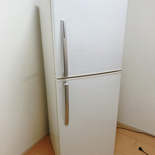 冷蔵庫ER-F23UR 2013年製