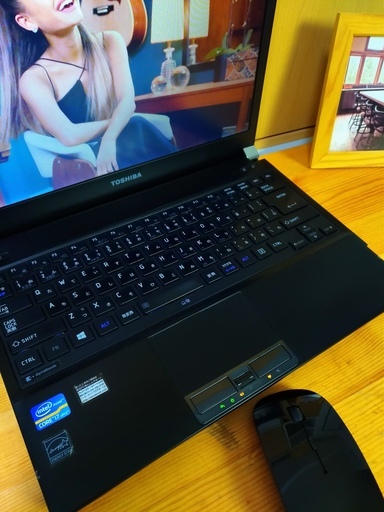 corei7メモリ8GでSSD128Gの超高性能dynabook♪ ブルーレイ対応！ 13.3 