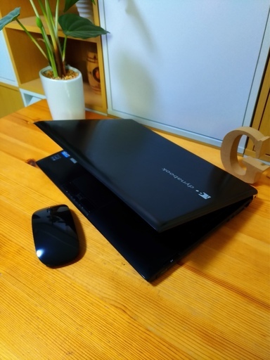 corei7メモリ8GでSSD128Gの超高性能dynabook♪ ブルーレイ対応！ 13.3 