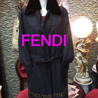 FENDIリバーシブルコート