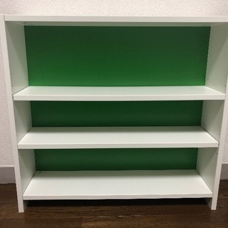 IKEA 白とグリーンのカラー棚