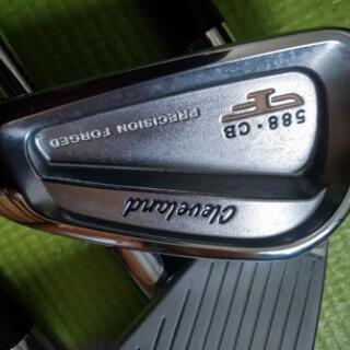 クリーブランドアイアンｐ〜3アイアン8本セットとCallawayドライバー9.5バッグ付です
