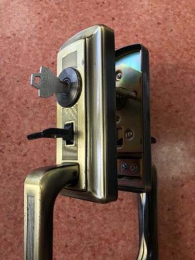 玄関のカギykk アルミサッシ中古品譲ります きよっさん 堺のその他の中古あげます 譲ります ジモティーで不用品の処分