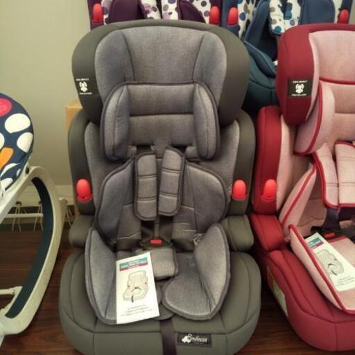 新品未使用♪ジュニアシート★グレー