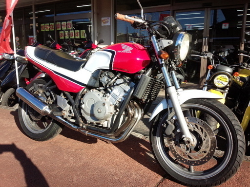 NO.3131　ジェイド（ＪＡＤＥ）　水冷４サイクル１６バルブ４気筒２５０ｃｃ　ＣＢＸカラー　☆彡