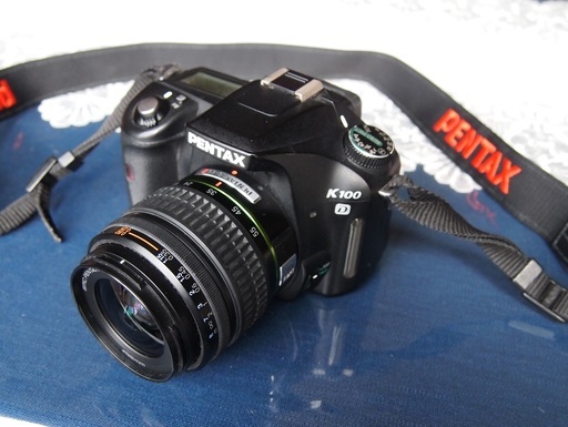 ペンタックス デジタル一眼レフカメラ K100 D ボディ+標準レンズ 18-55mm＋望遠レンズ70-300mm