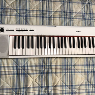 ヤマハ電子ピアノ　NP-32