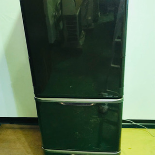 SHARP✨両開き✨プラズマクラスター搭載✨3ドア冷蔵庫✨自動製氷付き✨ダークブラウン😃