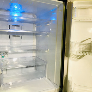 SHARP✨両開き✨プラズマクラスター搭載✨3ドア冷蔵庫✨自動製氷付き✨ダークブラウン😃