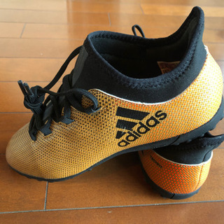 新品) adidas(アディダス)サッカーシューズ　23.5cm