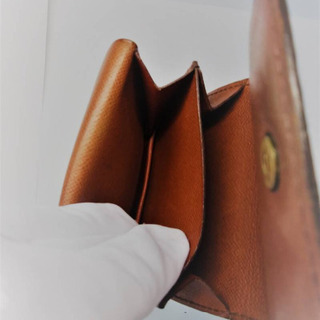 ルイヴィトン蹄鉄型コインケース