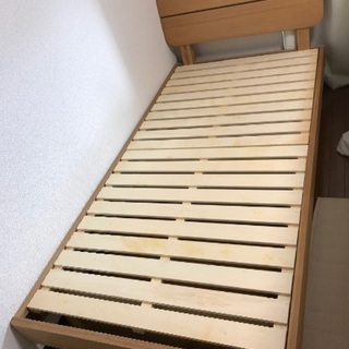 木製シングルベッド　お譲りします。