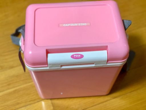 2 24まで 可愛いピンク色のクーラーボックスなんと400円 Saoyama 新宿のその他の中古あげます 譲ります ジモティーで不用品の処分