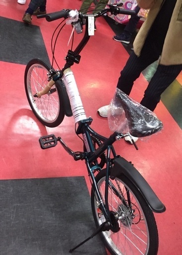 ★★新品★★折りたたみ自転車(キャプテンスタッグ6段変速)