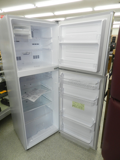 シャープ　ノンフロン冷凍冷蔵庫 　SJ-D23B-S      2016年製