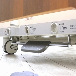 送料無料 定価59万 パラマウントベッド 介護ベッド 電動ベッド 3モーター 大型双輪キャスター センターロック オゾン洗浄 消毒済み オカセイ 岡山のベッド その他 の中古あげます 譲ります ジモティーで不用品の処分