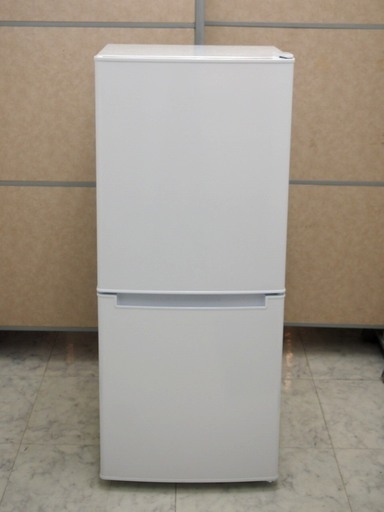 美品 ニトリ 106リットル 2ドア ノンフロン冷凍冷蔵庫 グラシア NTR-106 たっぷり入る冷凍室 ホワイト ☆2019年製