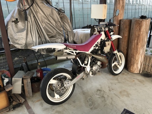 ＤＴ２００ＷＲ　モタード　レストア中　部品取りなどに・・。