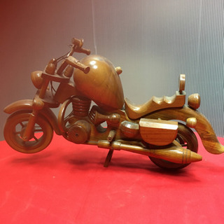 木彫のバイク