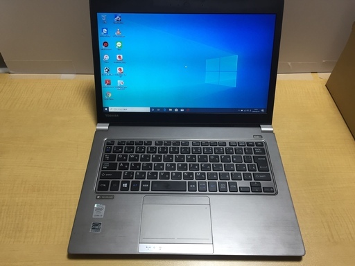 （取引中）Office2019付 東芝 dynabook バッテリー比較的良　Corei5 CPU 8GBメモリー SSD128GB 13.3インチ 無線 HDMI