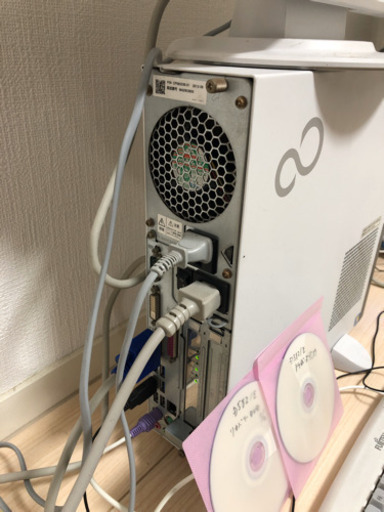 ESPRIMO D582/E リカバリーDVD ディスプレイ付きデスクトップPC ESPRIMO D582/E リカバリーDVD ディスプレイ付きデスクトップPC