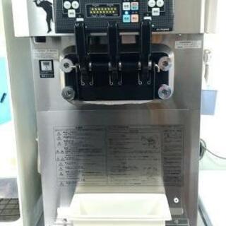 その他 日世ソフトクリーム機械です。 (値段交渉可)