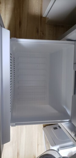 【引取限定】残り2日　美品　パナソニック　冷蔵庫　中古品　NR-B149W-T　138L