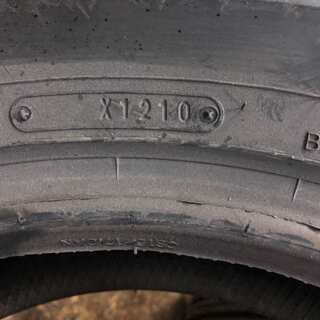 DUNLOP GRANDTREK PT2 225/70R16 16インチ 夏タイヤ 4本 バリ溝 エスクード　デリカD:5等 (TD225) クレジットカード QR決済可能