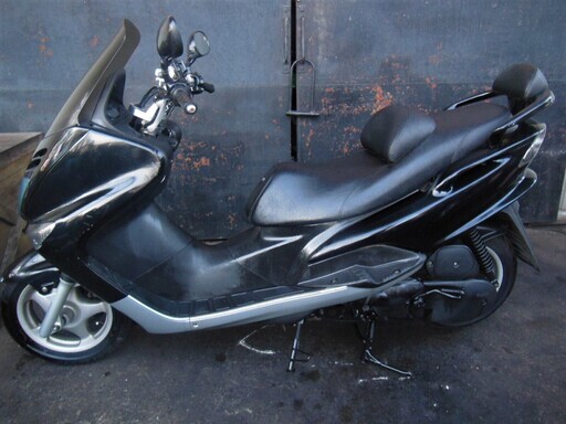 YAMAHA マジェスティ125FI カスタム セル始動  納車整備点検済み オイル交換他 お金かけ整備 登録後すぐ乗り出せます。直接引き渡し　配送手配も可 YAMAHA マジェスティ125FI カスタム ブラック セル始動