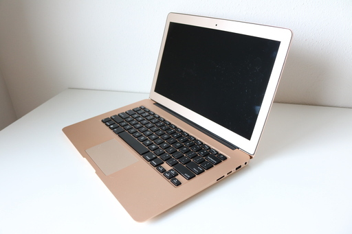 Win10/Corei7/8GB/高速mSATA SSD512GB/13.3インチ/無線LAN搭載/ゴールド/Office搭載